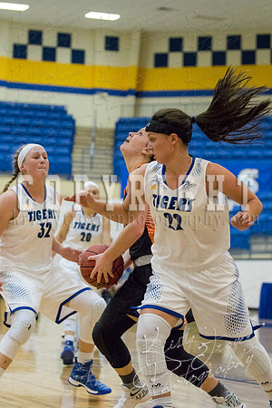 pryor_vs_tahlequah_basketball-3175