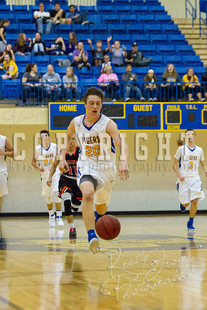 pryor_vs_tahlequah_basketball-0409