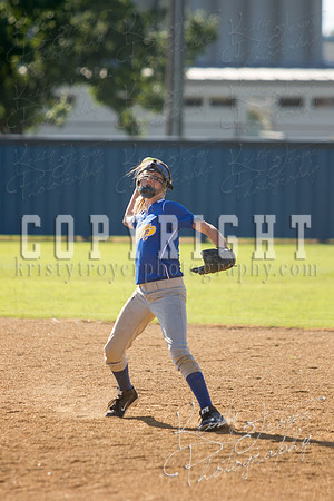Chouteau_vs_Foyil_2015_Softball_©KristyTroyerPhotography-0528