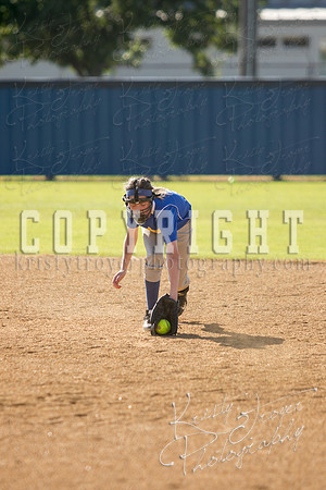 Chouteau_vs_Foyil_2015_Softball_©KristyTroyerPhotography-0527