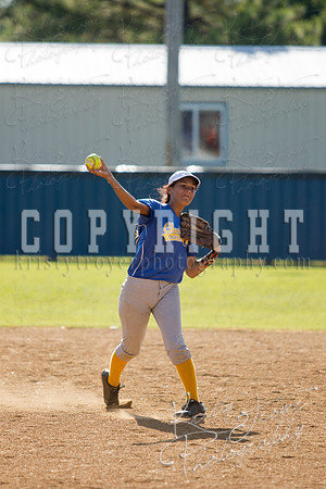 Chouteau_vs_Foyil_2015_Softball_©KristyTroyerPhotography-0525