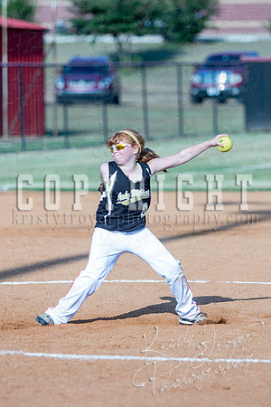 salina_vs_LocustGrove_Softball©KristyTroyerPhotography-1880