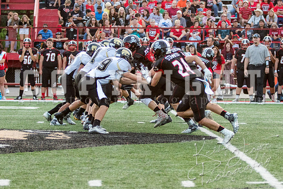 salina_vs_locustgrovefootball©KTroyerPhoto-3210