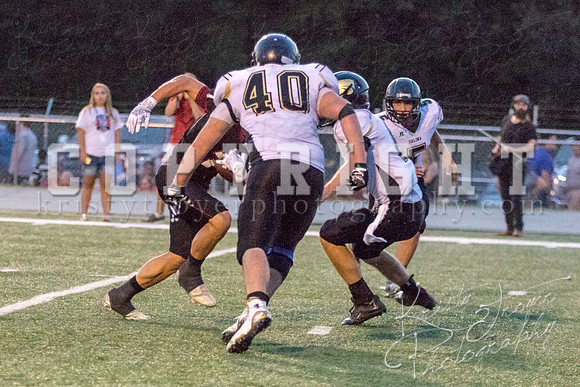 salina_vs_locustgrovefootball©KTroyerPhoto-3277