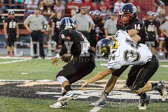 salina_vs_locustgrovefootball©KTroyerPhoto-3273