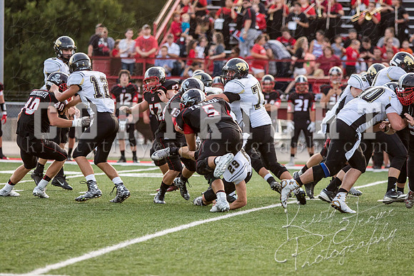 salina_vs_locustgrovefootball©KTroyerPhoto-3184