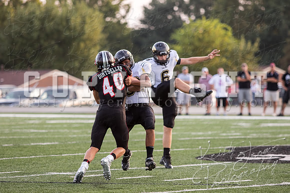 salina_vs_locustgrovefootball©KTroyerPhoto-3150