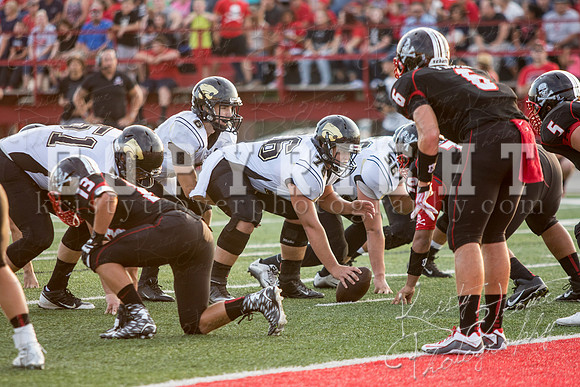 salina_vs_locustgrovefootball©KTroyerPhoto-3120