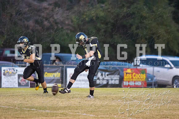salina_vs_chouteau_football_©KTROYERPHOTO-0337