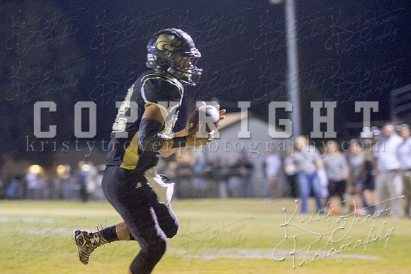 salina_vs_noahl_football_©KTROYERPHOTO-5924