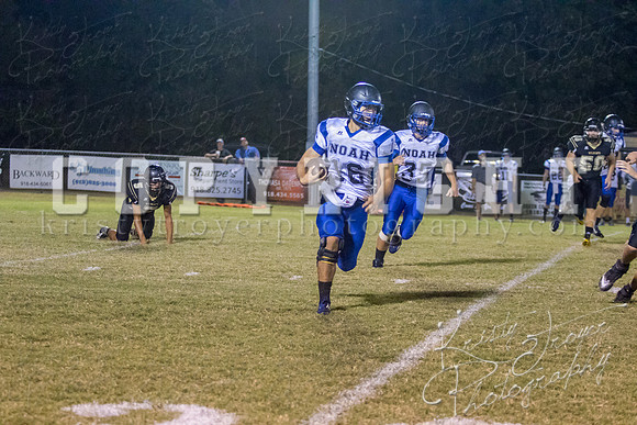 salina_vs_noahl_football_©KTROYERPHOTO-5953