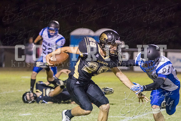 salina_vs_noahl_football_©KTROYERPHOTO-5985