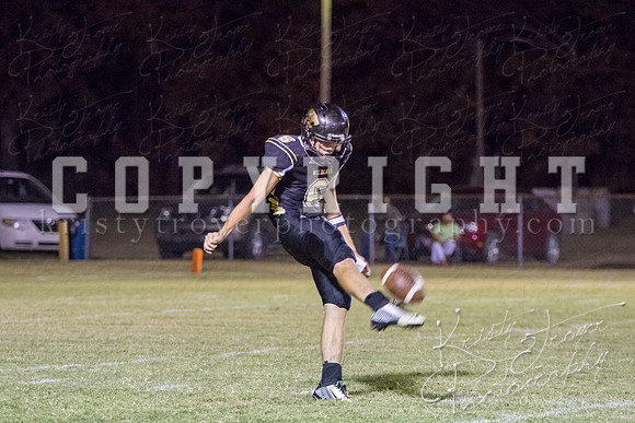 salina_vs_noahl_football_©KTROYERPHOTO-5990