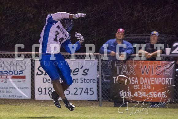 salina_vs_noahl_football_©KTROYERPHOTO-6001