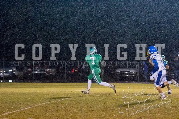 adair_vs_Chouteau_football_©KTROYERPHOTO-8208