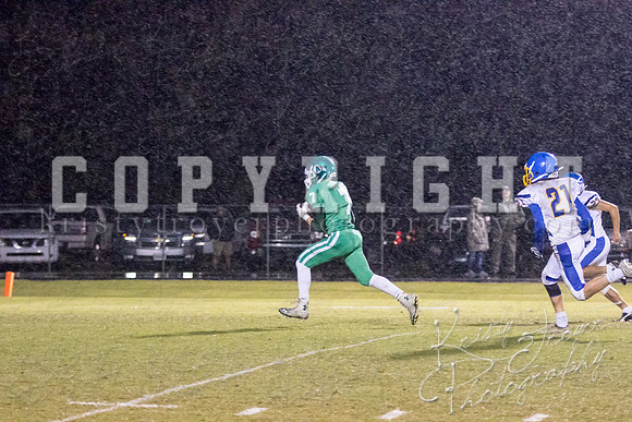 adair_vs_Chouteau_football_©KTROYERPHOTO-8210