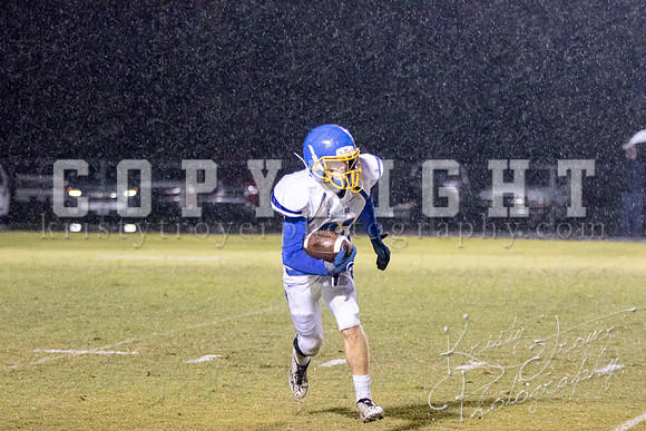 adair_vs_Chouteau_football_©KTROYERPHOTO-8223