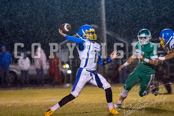 adair_vs_Chouteau_football_©KTROYERPHOTO-8242