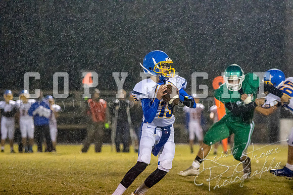 adair_vs_Chouteau_football_©KTROYERPHOTO-8265