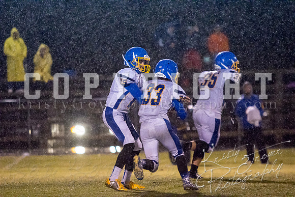 adair_vs_Chouteau_football_©KTROYERPHOTO-8290