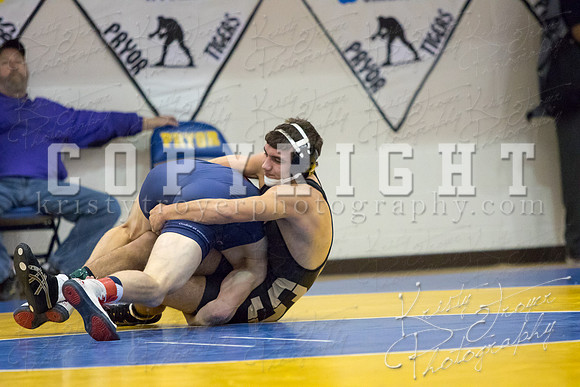 doug_rial_wrestling_tournament_©KTROYERPHOTO-3019