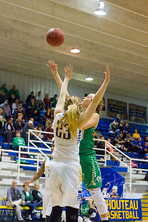 CHOUTEAU_VS_ADAIR_BASKETBALL_©KTROYERPHOTO-6005