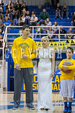 chouteau_basketball_homecoming_©KTROYERPHOTO-9568