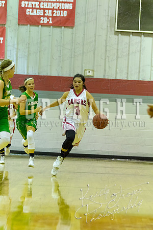 Adair_vs_Kanas_basketball_©KTROYERPHOTO-5560