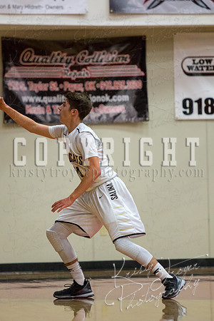 salina_vs_verdigris_Basketball_©KTROYERPHOTO-7981