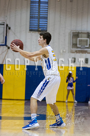 CHOUTEAU_VS_ADAIR_BASKETBALL_©KTROYERPHOTO-7125