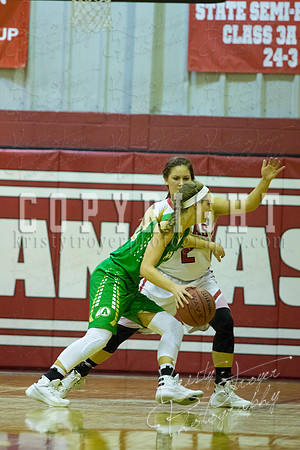 Adair_vs_Kanas_basketball_©KTROYERPHOTO-5581