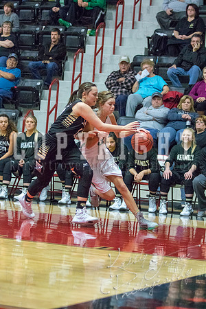 salina_vs_chelsea_basketball_©KTROYERPHOTO-8850