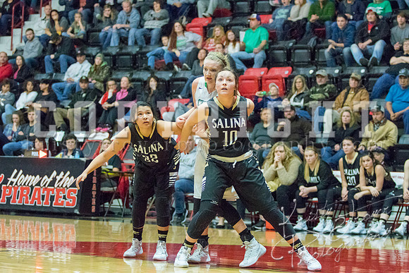 salina_vs_chelsea_basketball_©KTROYERPHOTO-8856