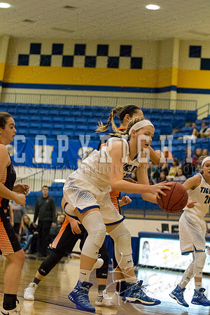 pryor_vs_tahlequah_basketball-3167