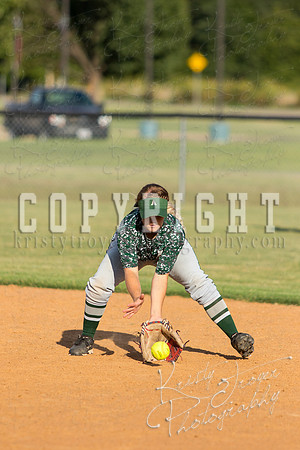 salina_vs_adair_softball-0317