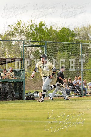 salina_vs_dewey_©KTROYERPHOTO-5502