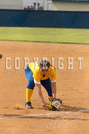 chouteau_Vs_Chelsea_softball-0126