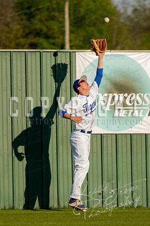 pryor_vs_claremore_baseball-0501