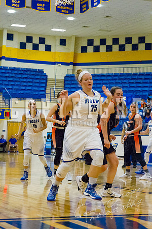 pryor_vs_tahlequah_basketball-0327