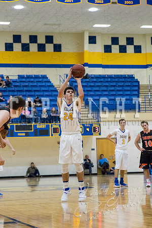 pryor_vs_tahlequah_basketball-3365