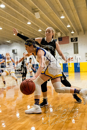 chouteau_vs_wyandotte_basketball-9250