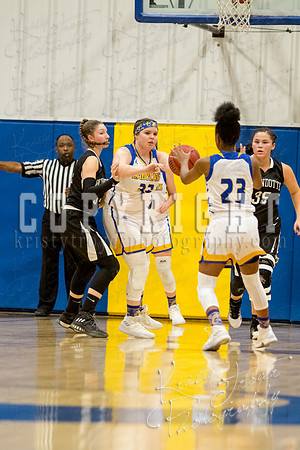 chouteau_vs_wyandotte_basketball-9097