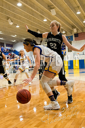 chouteau_vs_wyandotte_basketball-9251