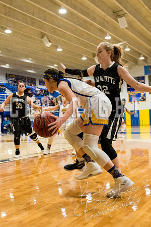 chouteau_vs_wyandotte_basketball-9252