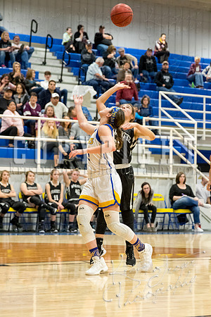 chouteau_vs_wyandotte_basketball-9275