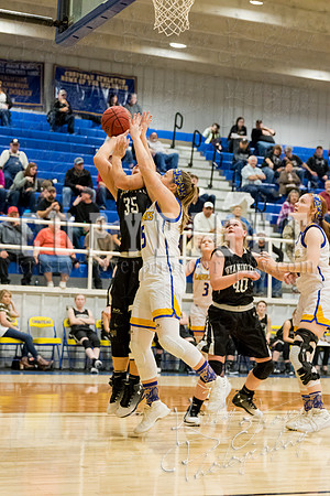 chouteau_vs_wyandotte_basketball-9285