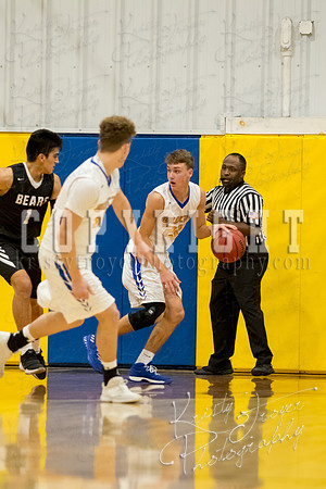chouteau_vs_wyandotte_basketball-9132