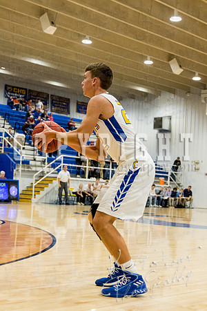 chouteau_vs_wyandotte_basketball-9307