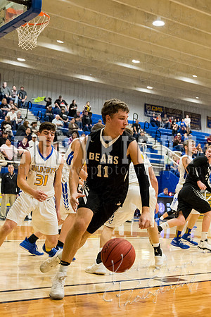 chouteau_vs_wyandotte_basketball-9345