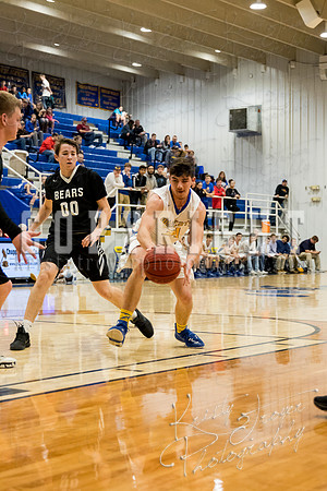 chouteau_vs_wyandotte_basketball-9357